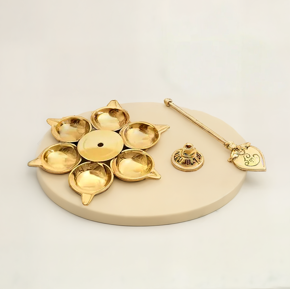 Brass Arumuga Vilakku